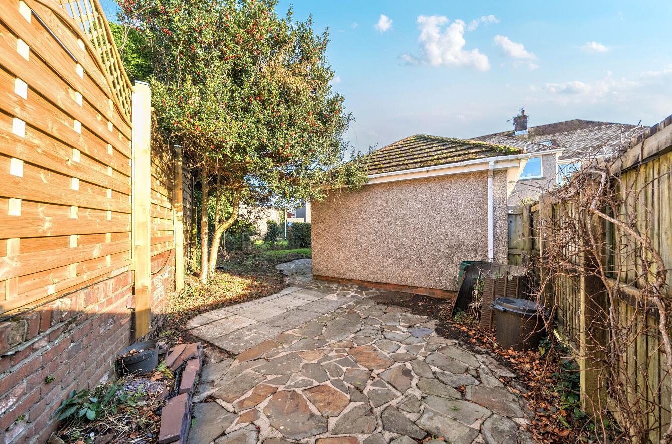 Hendy Close, Sketty, Swansea, SA2 8BB